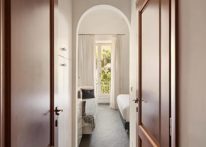 Апартаменты Casa Imperiale, A Burghesius *